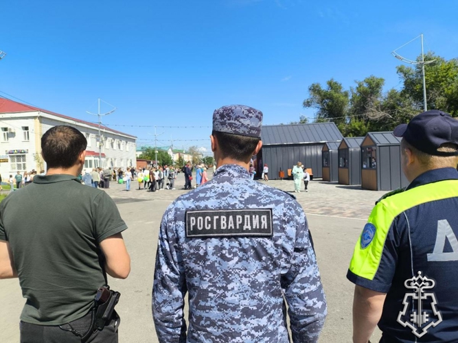 Росгвардейцы обеспечили безопасность во время массовых мероприятий в Зауралье