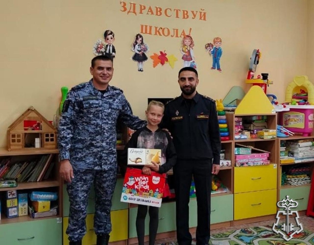 Росгвардейцы помогли курганским семьям подготовить детей к школе