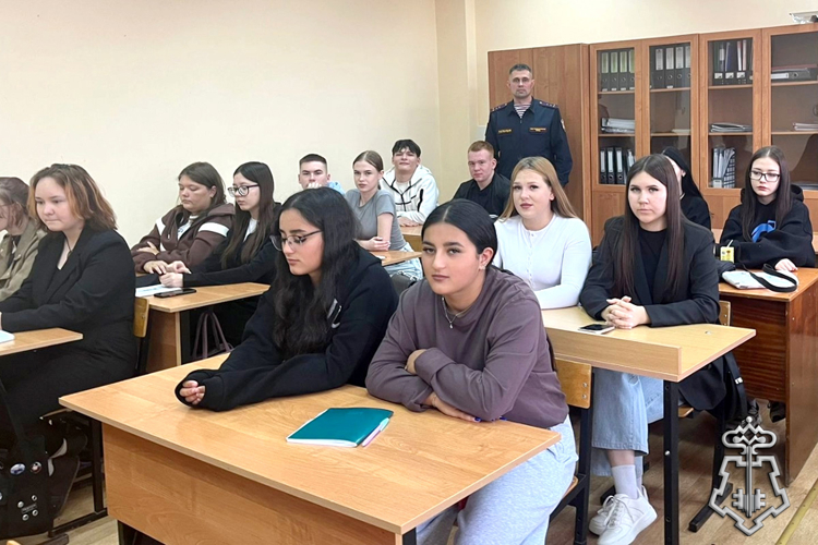 Вместе против террора: Росгвардия провела уроки мужества для курганских школьников