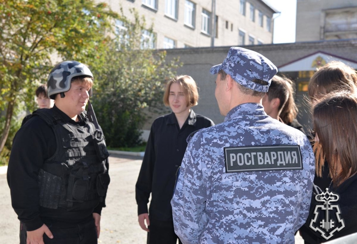 День открытых дверей состоялся в курганском управлении Росгвардии