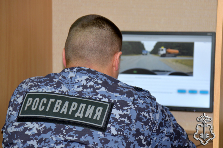 В Зауралье определили лучшего по профессии среди водителей групп задержания Росгвардии (видео)
