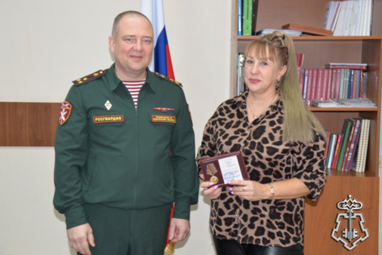 Ветеранам войск правопорядка вручили награды в Кургане 