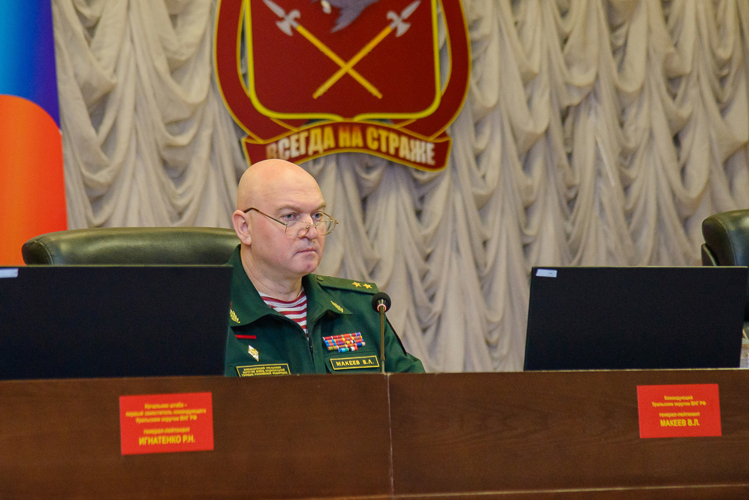 Оперативный сбор с руководящим составом Уральского округа Росгвардии проходит в Екатеринбурге