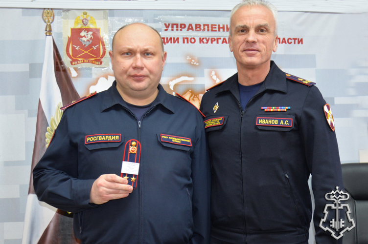 В Зауралье офицерам Росгвардии присвоены специальные звания на одну ступень выше
