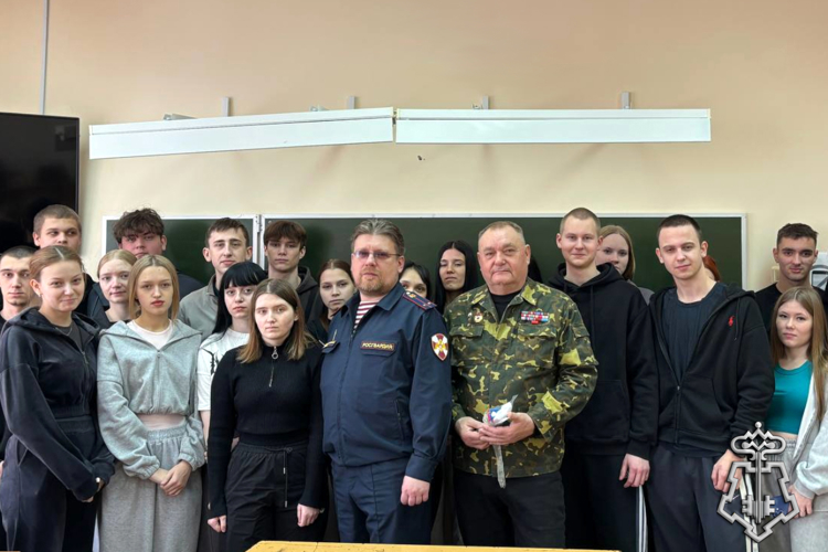 В Зауралье росгвардейцы почтили память воинов-интернационалистов