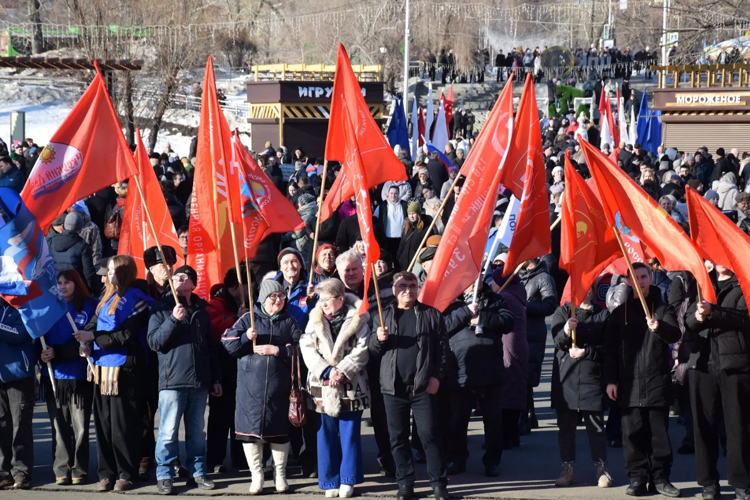 В Зауралье сотрудники Росгвардии обеспечили безопасность празднования Дня воссоединения Крыма с Россией