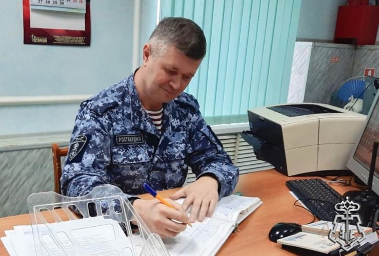 Во всемирный день искусств героем рубрики «Знай наших» стал росгвардеец из Каргаполья