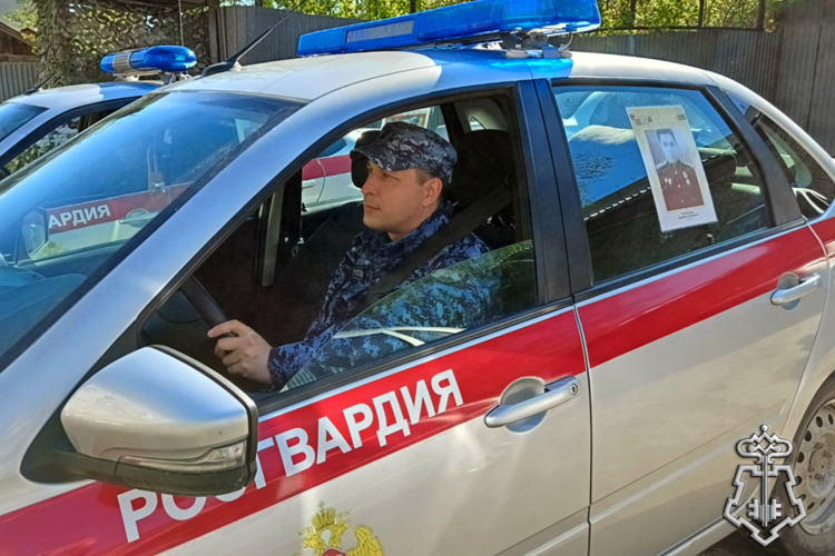 Росгвардейцы в Зауралье присоединились к патриотической акции «Бессмертный автополк» (видео)