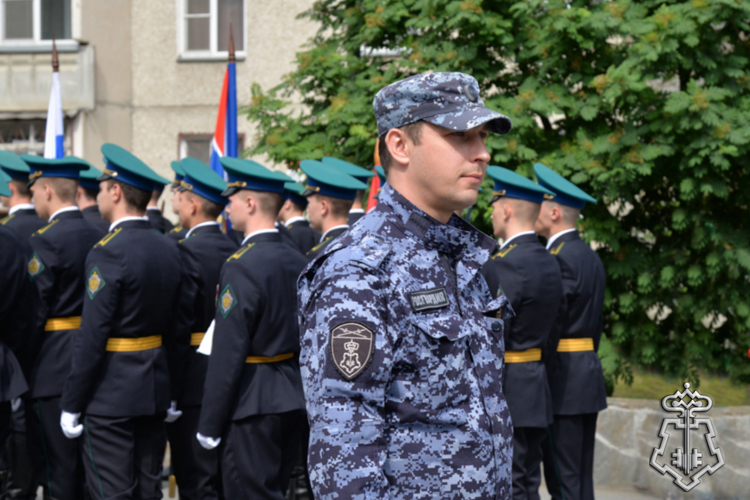 Сотрудники Росгвардии обеспечили безопасность празднования Дня пограничника в Зауралье