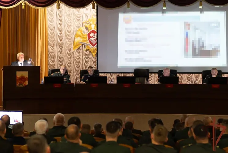 В Уральском округе завершился оперативный сбор руководящего состава