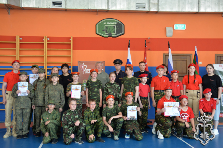 Росгвардия помогла организовать военно-спортивную игру для юнармейцев и кадетов Курганской области