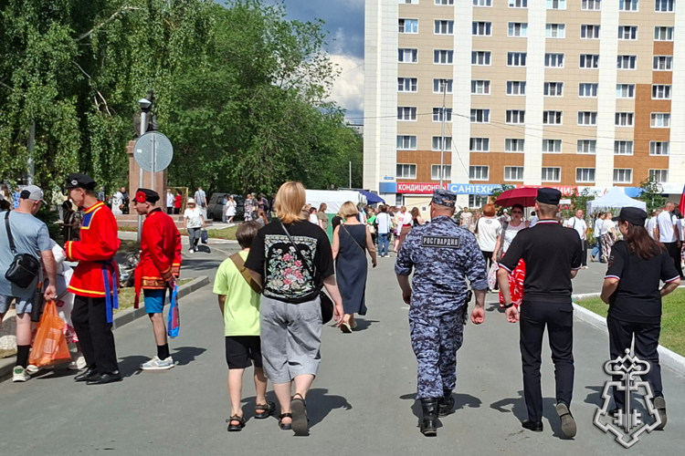 При участии Росгвардии в Зауралье обеспечена безопасность празднования Дня России
