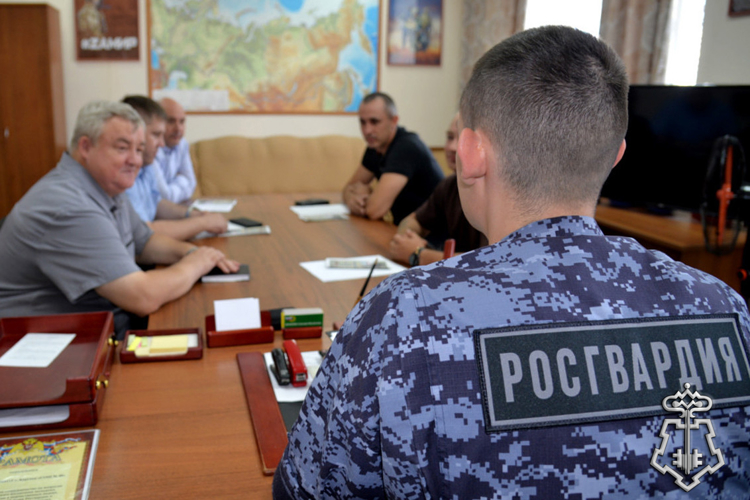 Сотрудничество Росгвардии и образовательных организаций обсудили в ходе круглого стола в Кургане
