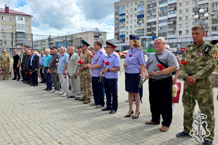 Память ветеранов боевых действий почтили представители Росгвардии в Кургане