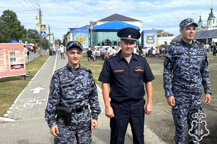 Росгвардейцы обеспечили безопасность Дня ВДВ и религиозного фестиваля в Зауралье