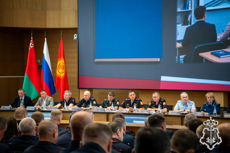 Руководитель управления вневедомственной охраны Росгвардии по Курганской области принял участие во Всероссийском совещании-семинаре в Нижнем Новгороде