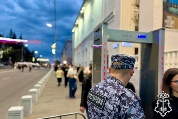 Росгвардия обеспечила безопасность праздничных мероприятий в Курганской области